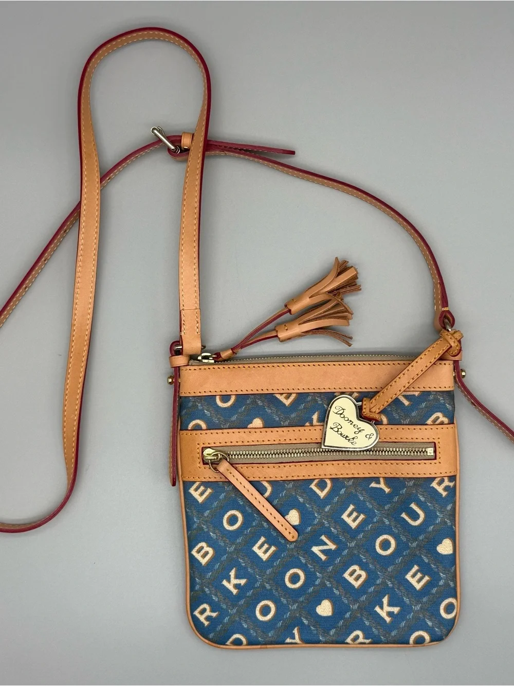 Dooney & Bourke authentic dooney